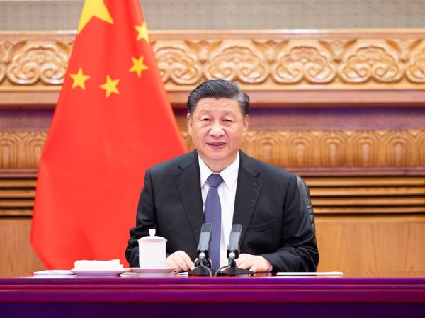 　　7月5日晚，国家主席习近平在北京同法国总统马克龙、德国总理默克尔举行视频峰会。新华社记者 黄敬文 摄
