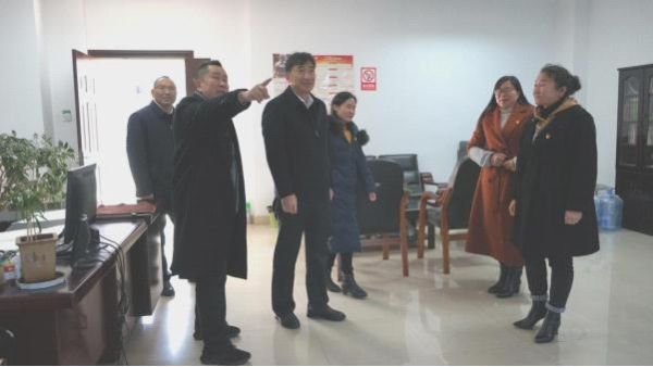 　　　　　杜建辉到临沧市供销社调研指导工作2