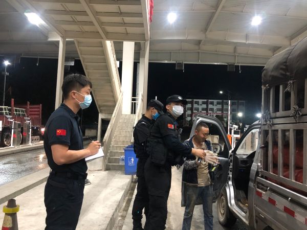 治庸·铁军│临沧市公安局组织警务实战教官...