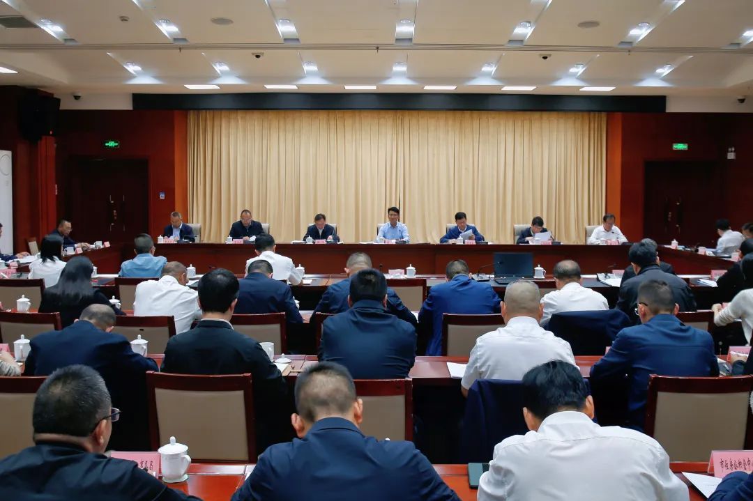 市政府党组理论学习中心组集中学习强调：深入学习宣传贯彻习近平总书记考察云南重要讲话重要指示精神 奋力推动临沧高质量发展