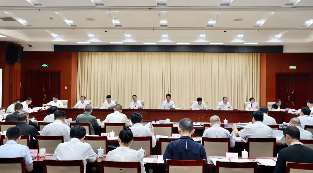 市政府党组（扩大）会议、常务会议强调：动真碰硬 务求实效 扎实抓好问题查摆和整改整治